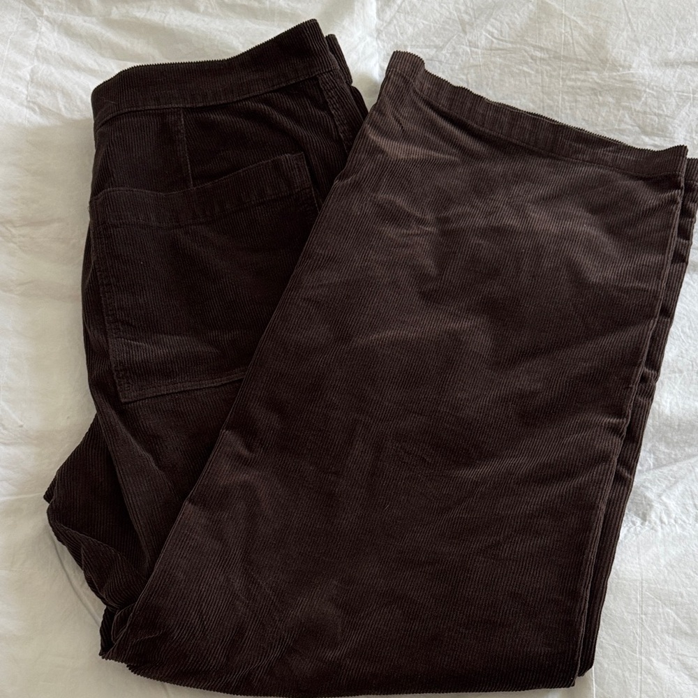 Madewell Wide-Leg Pant in Corduroy